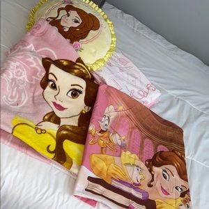Belle bedding twin set